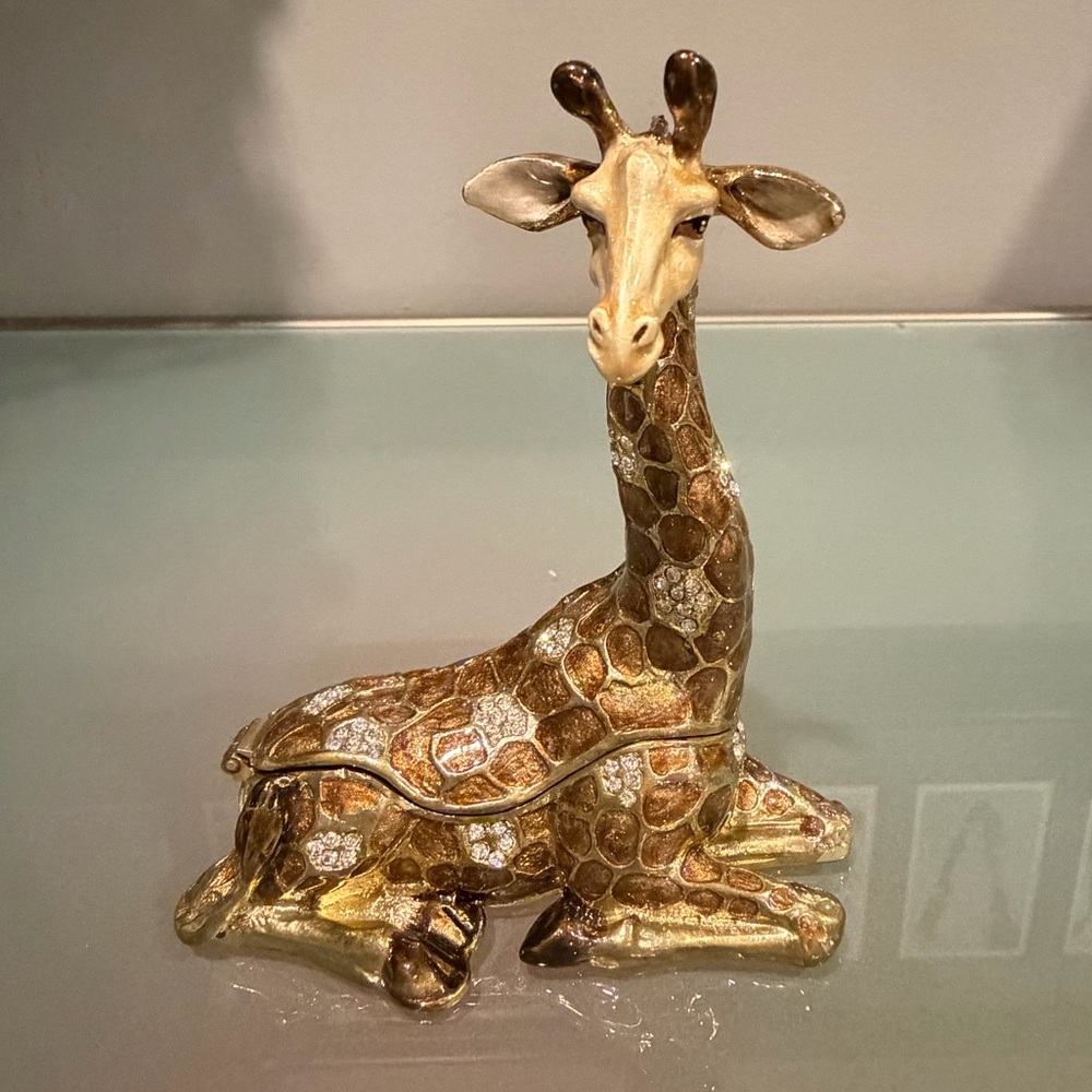 Elegant Giraffe Figurine Trinket Box Metal Enamel Swarovski Cristals (SC mark)